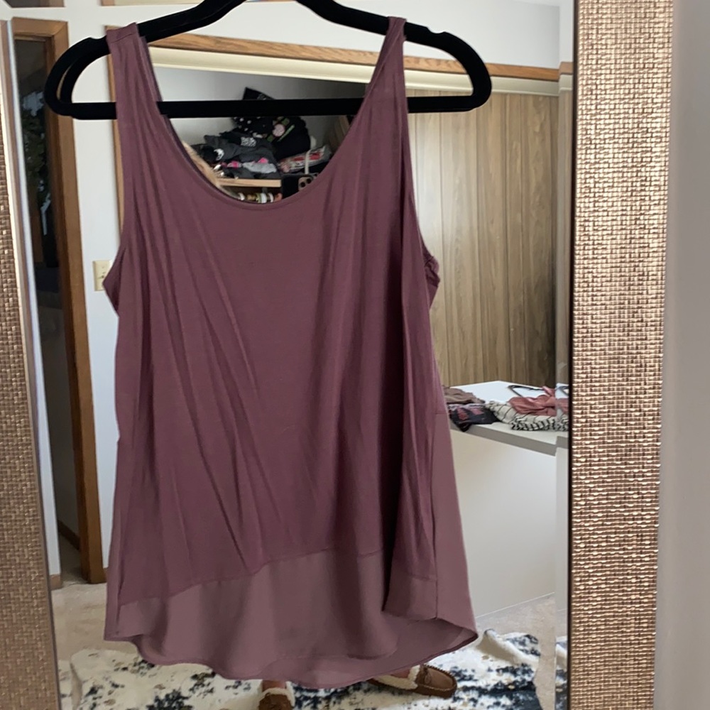 Women’s purple tank